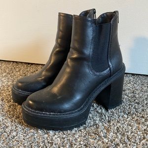 Black Madden Girl Platform Boots